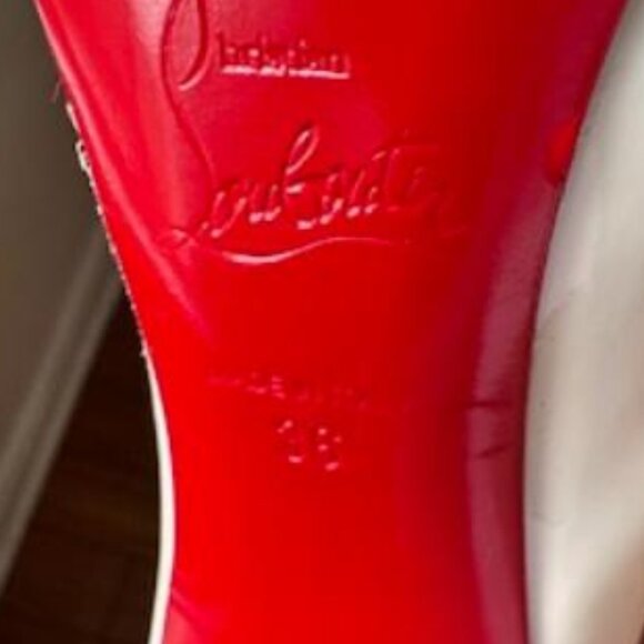 Christian Louboutin Hot Chick Scallop Pointed Toe 100mm Pump Patent Calf Leather - Picture 12 of 14